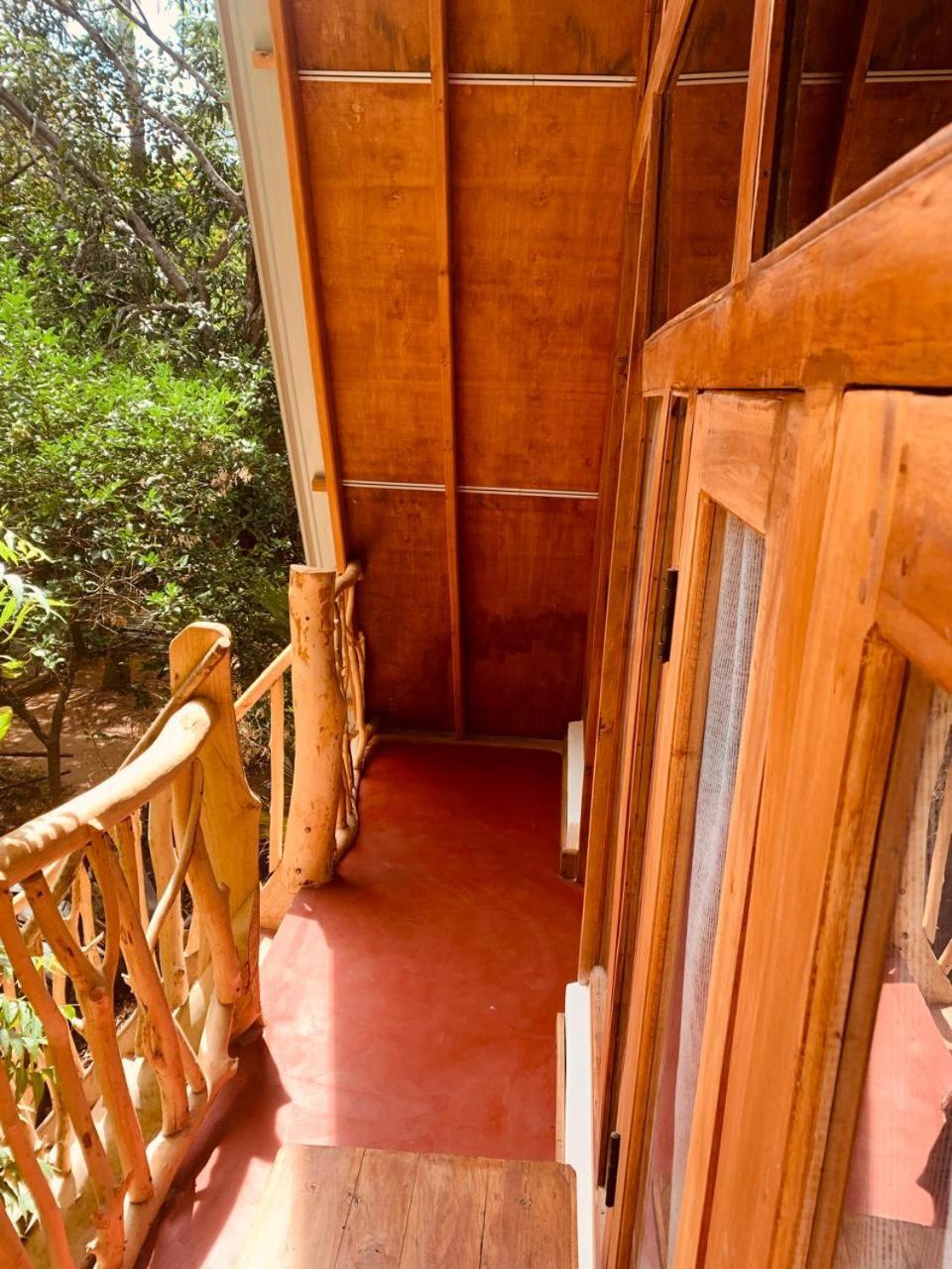 Angry Birds Tree House Appartement Habarana Buitenkant foto