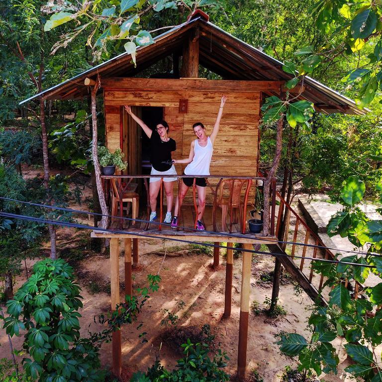 Angry Birds Tree House Appartement Habarana Buitenkant foto